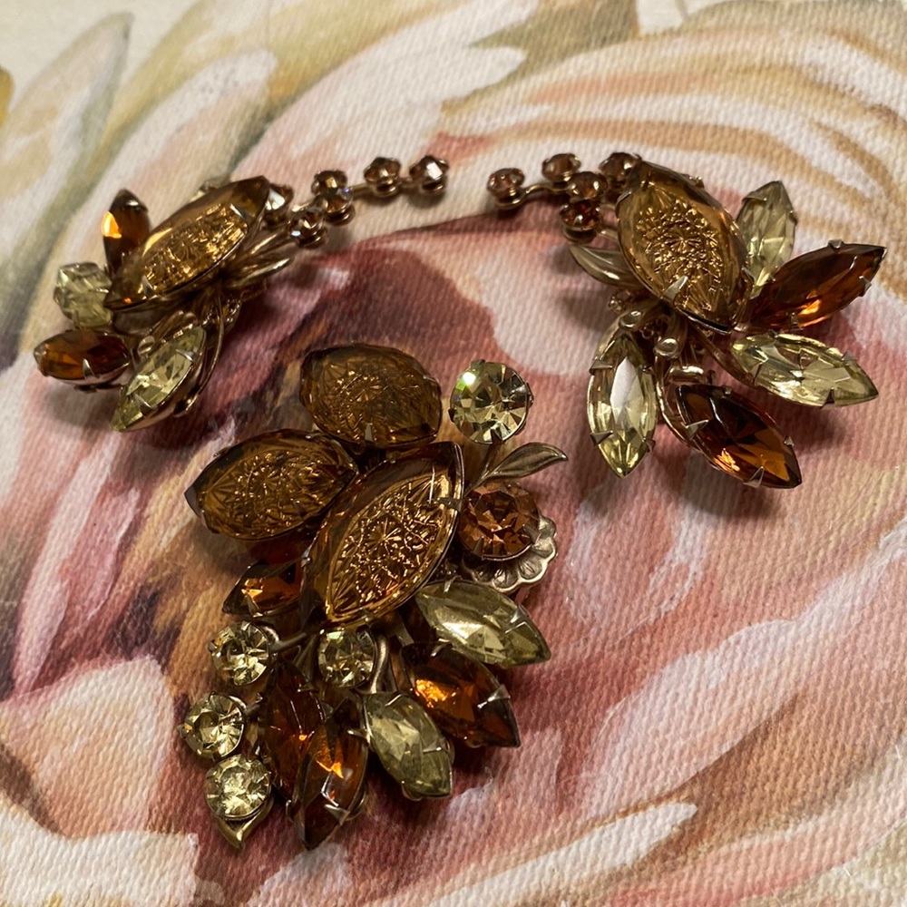 Judy Lee Brooch & Crawlers Clip Earrings Art Glass/Sparkling Rhinestones EUC